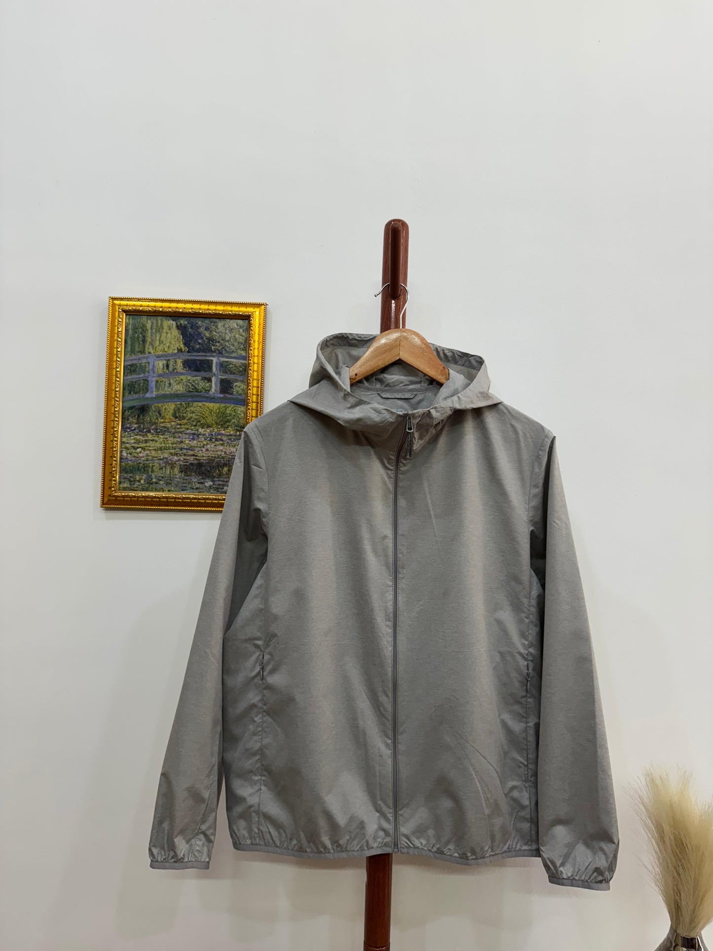 Uniqlo Grey UV protection parkha