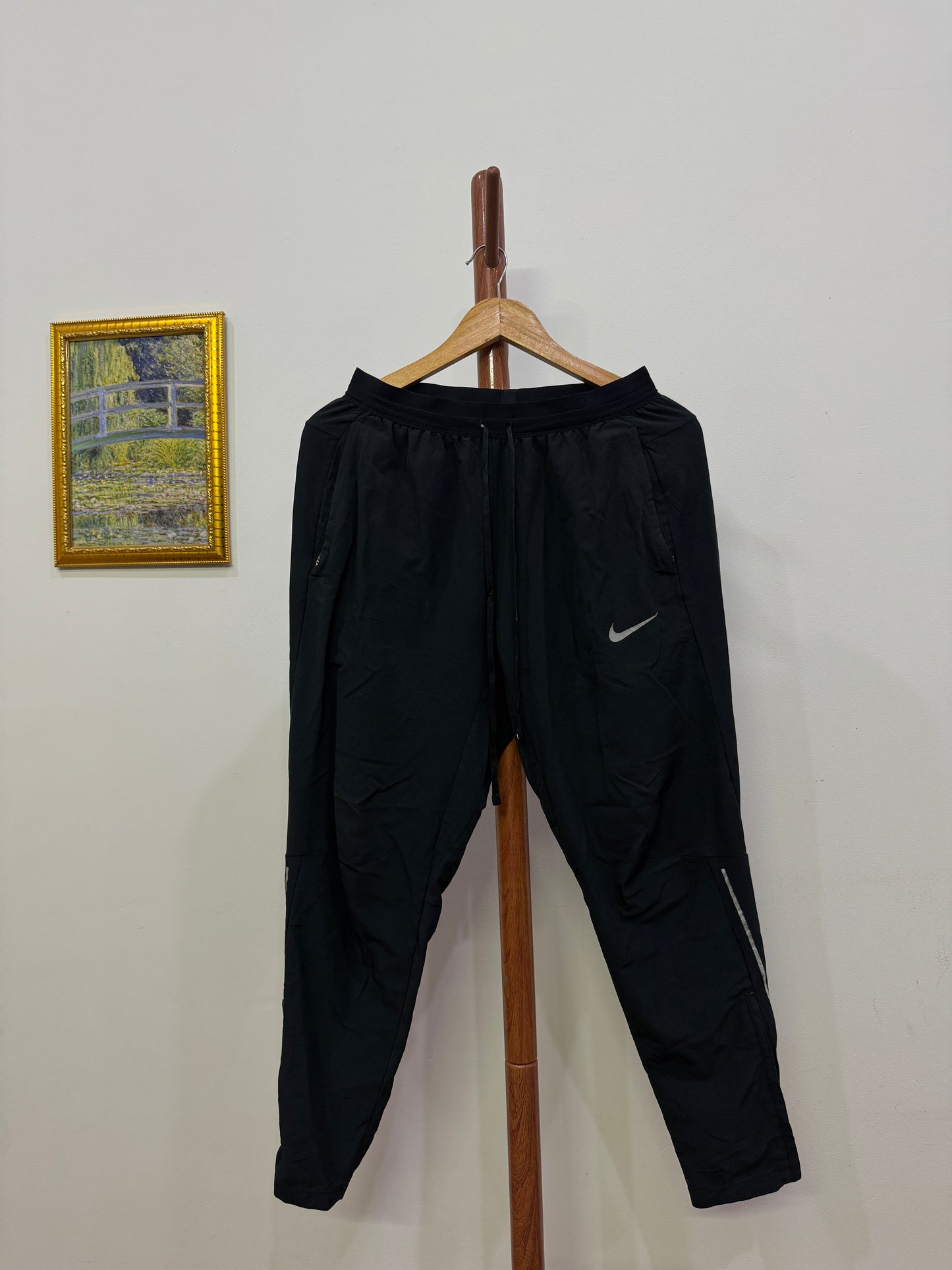 Authentic ‘Nike’ Swoosh Running