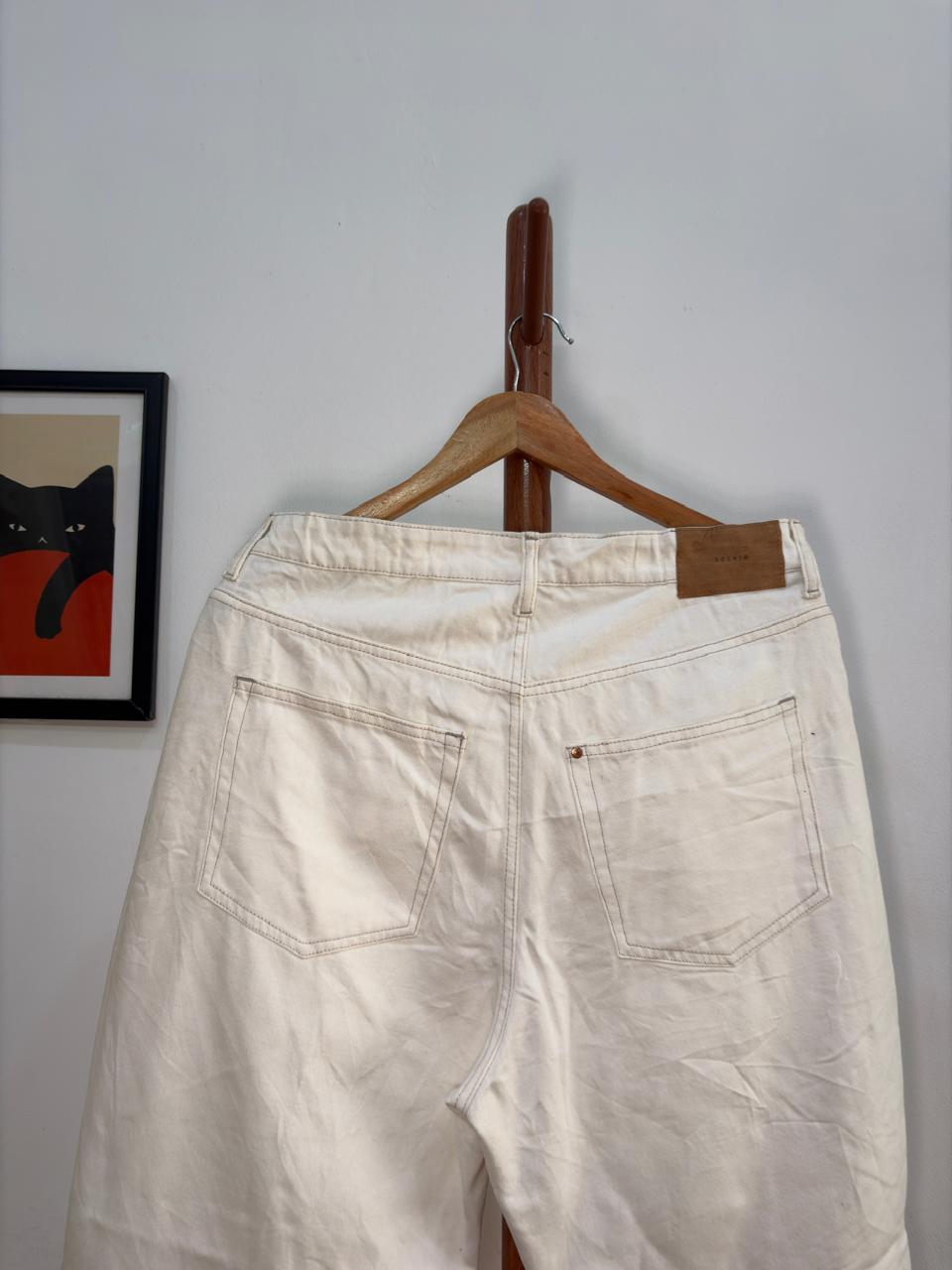 &denim Mom Jeans in White
