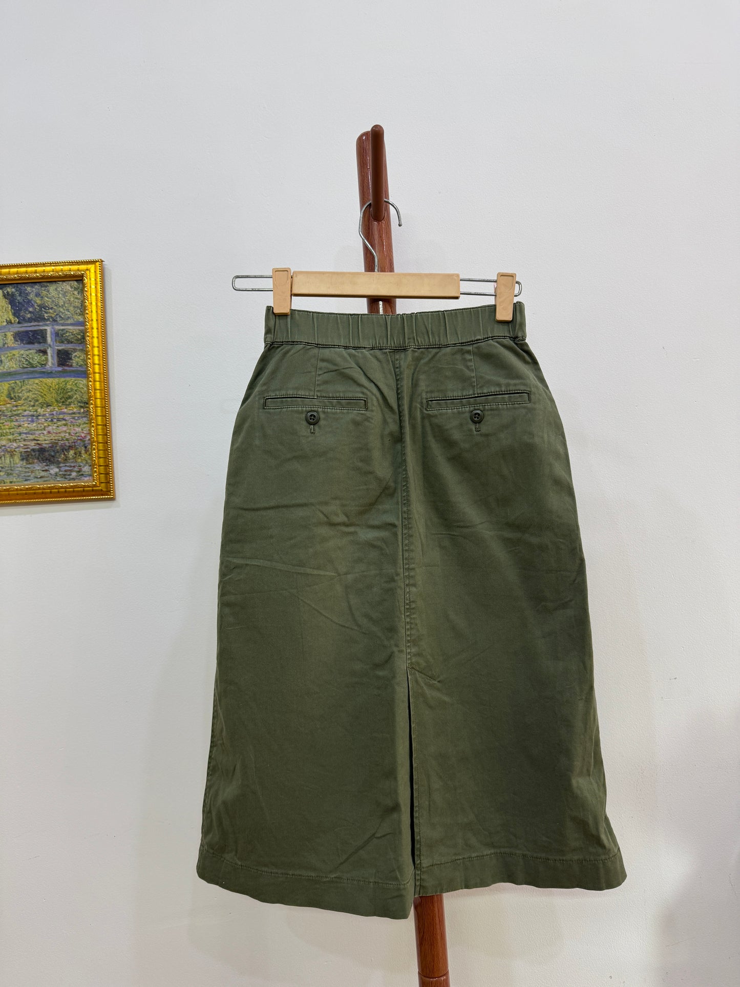 Uniqlo Green skirt
