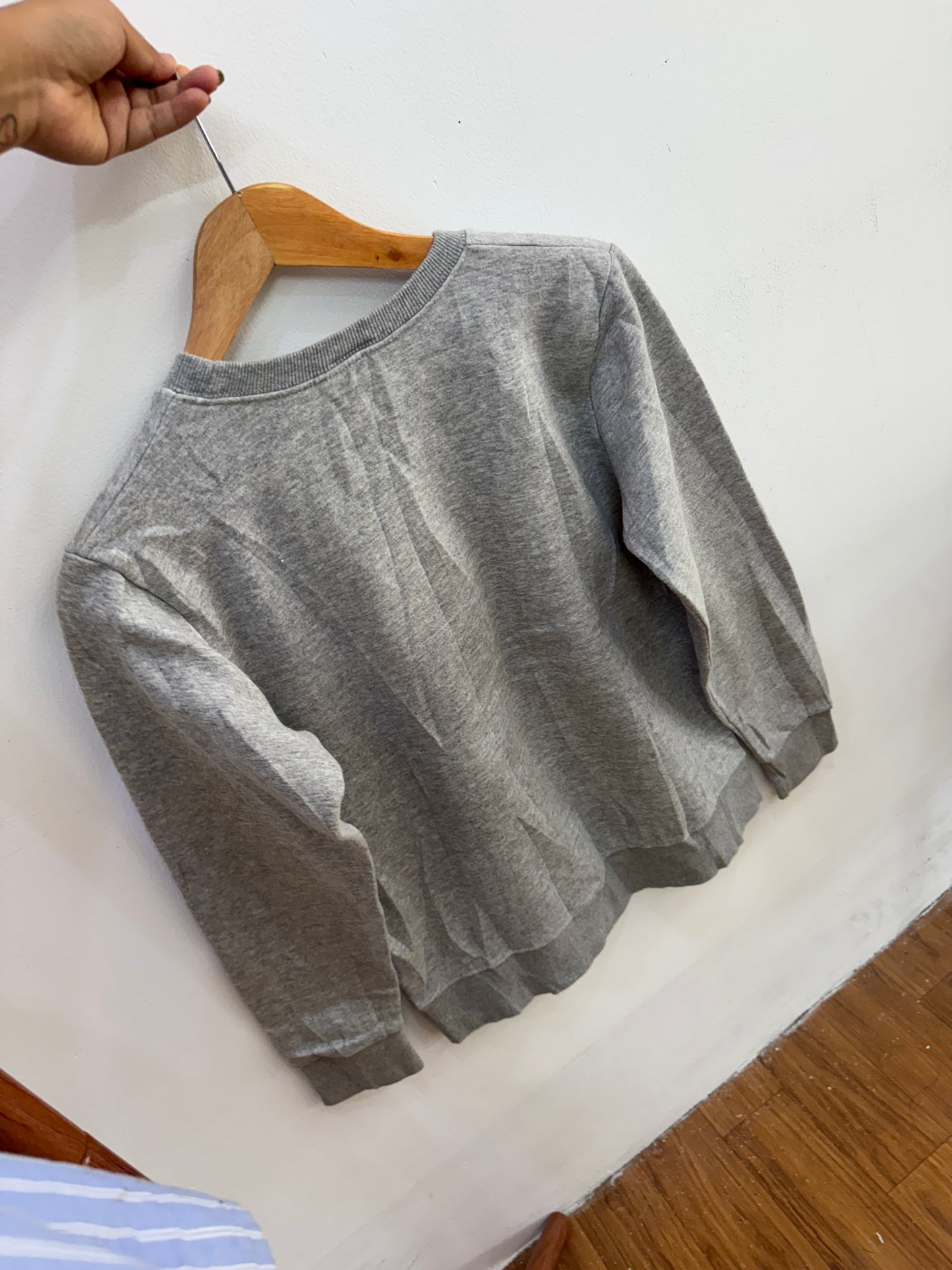 Supreme’ Grey Box Logo Crewneck