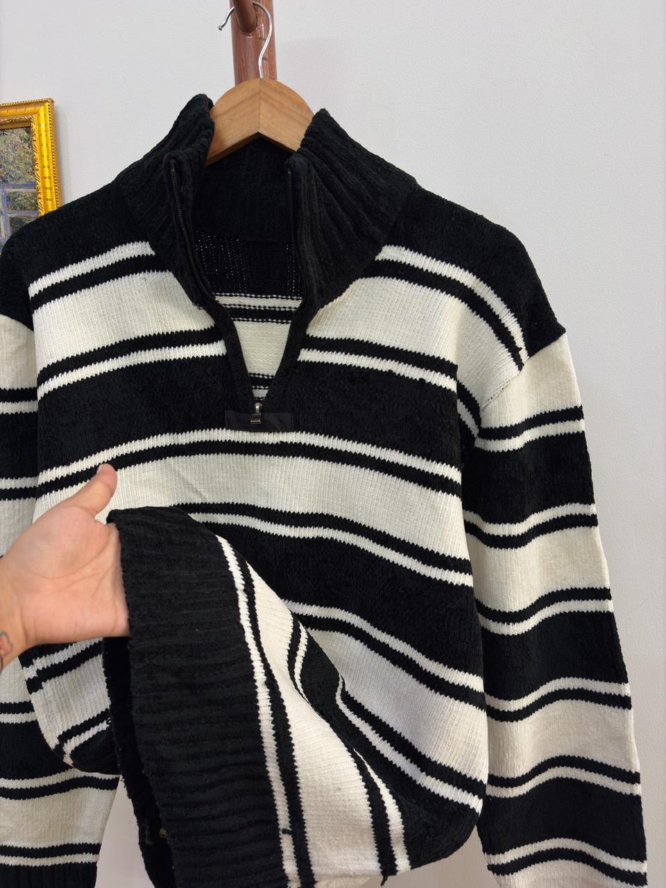 B/W Striped Knitted Sweater
