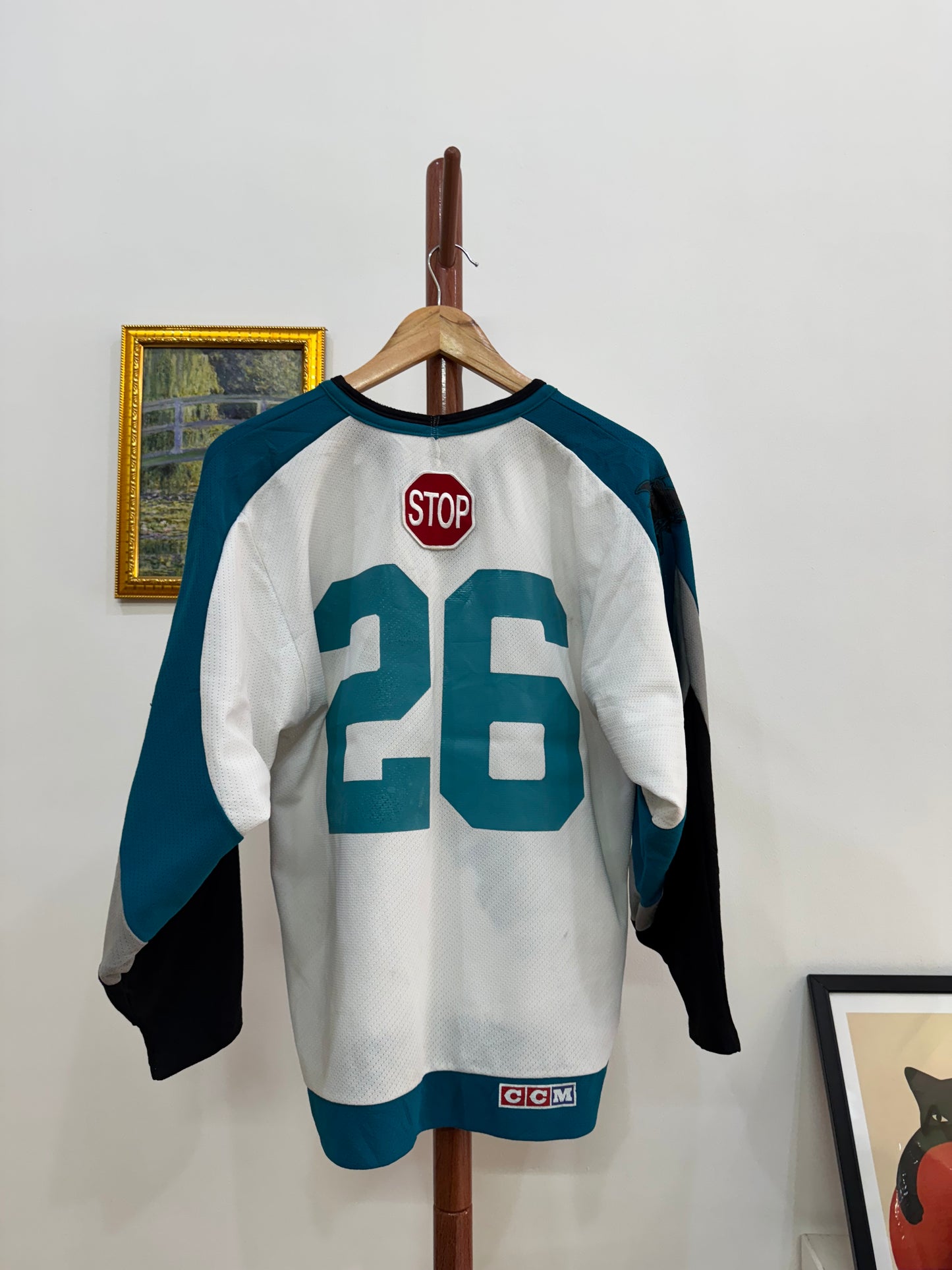 Vintage CCM SANJOSE SHARKS 🦈 
Hockey Jersey 🏒