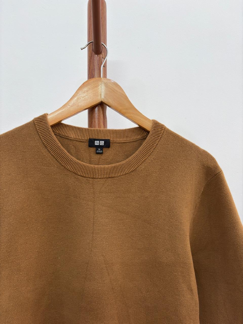 Brown 'Uniqlo' Solid Knitted Sweater