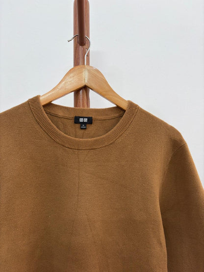 Brown 'Uniqlo' Solid Knitted Sweater