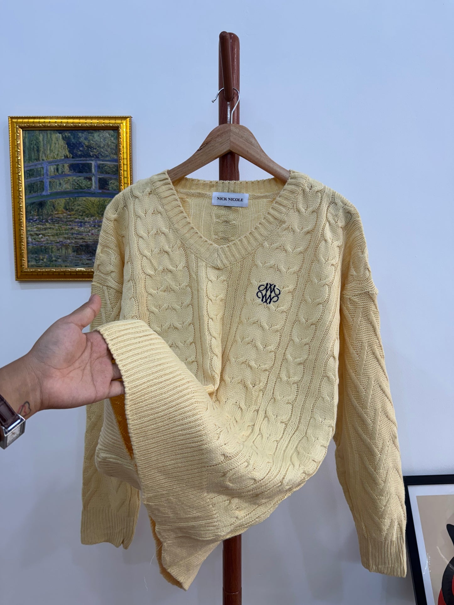 Butter Yellow V-neck Cable-Knit🧶