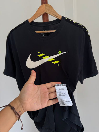 Big Logo @nike Tee in black