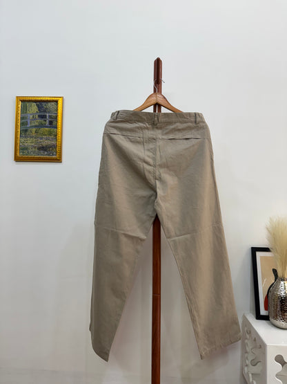 STAY’ Beige Straight Fit Cotton Trouser