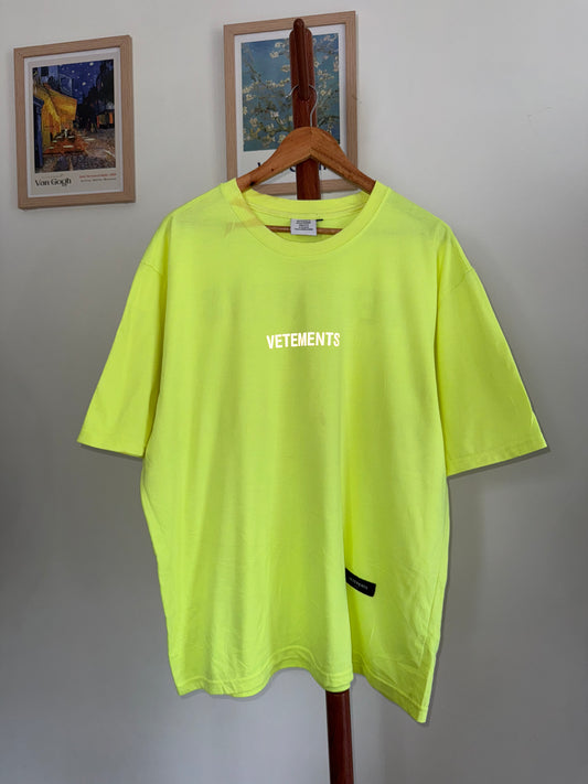VETEMENTS OVERSIZE TEE
