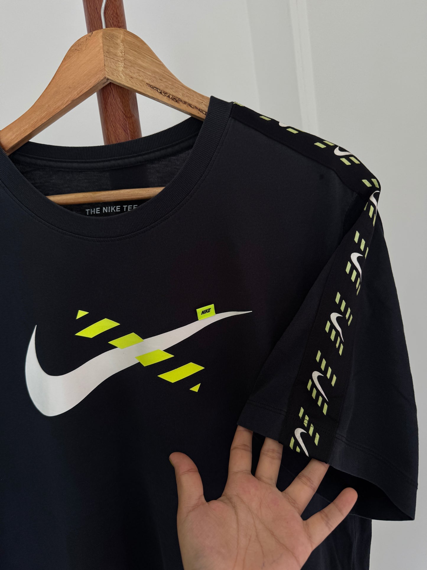 Big Logo @nike Tee in black