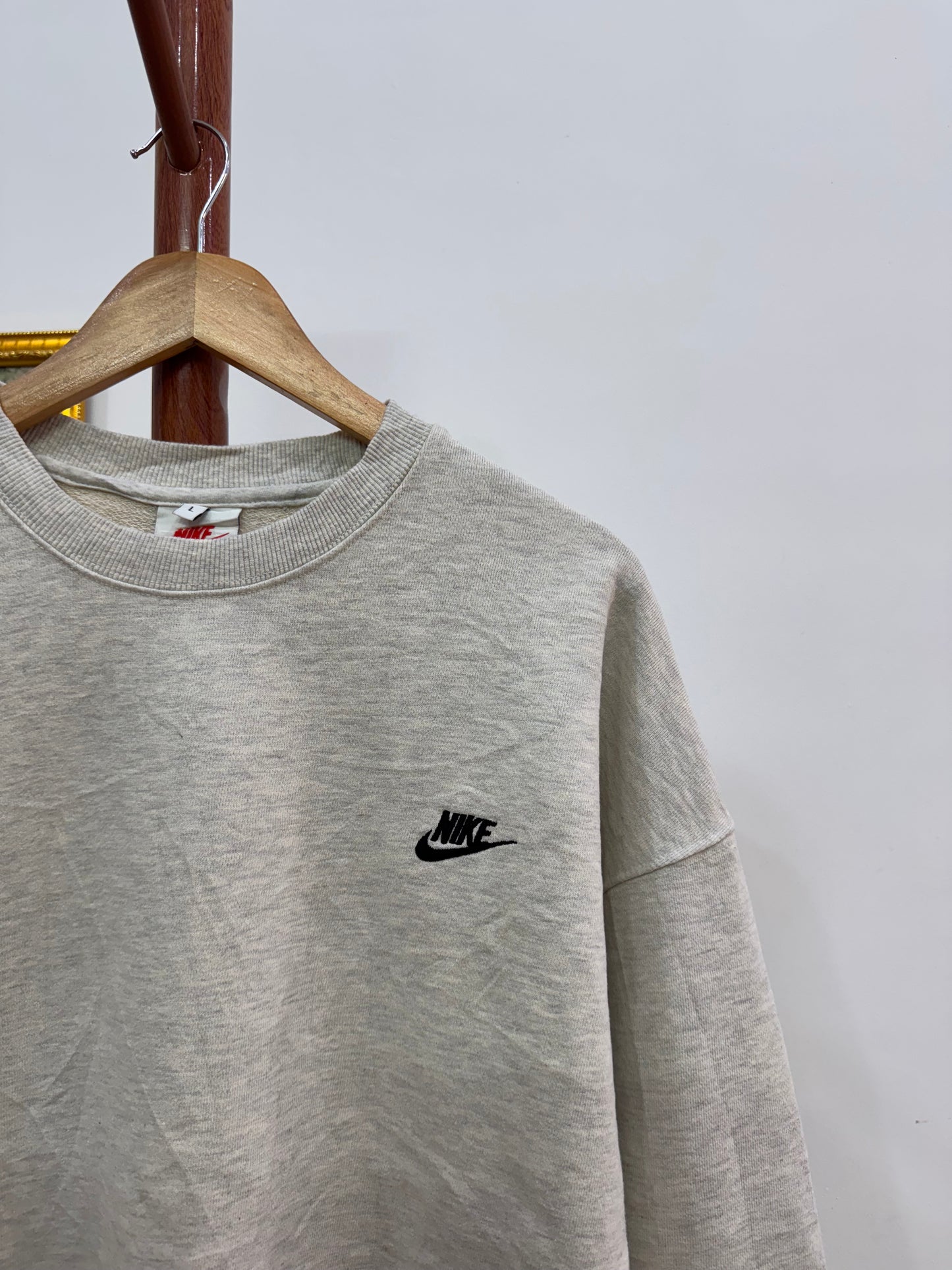 Vintage NIKE Thick Crewneck