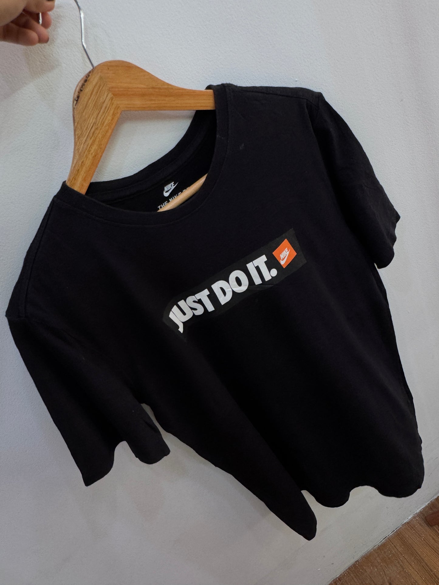 Black Nike Just do it Tee