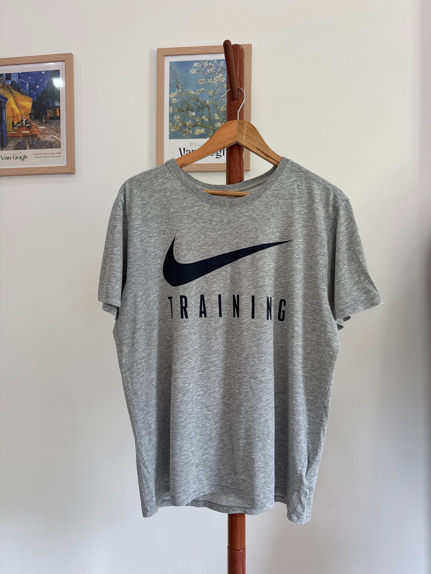 Grey @nike TRN TEE