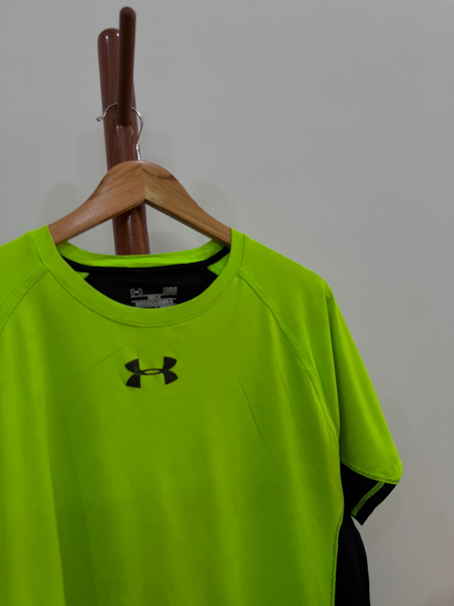 Underarmour Green heatgear tee