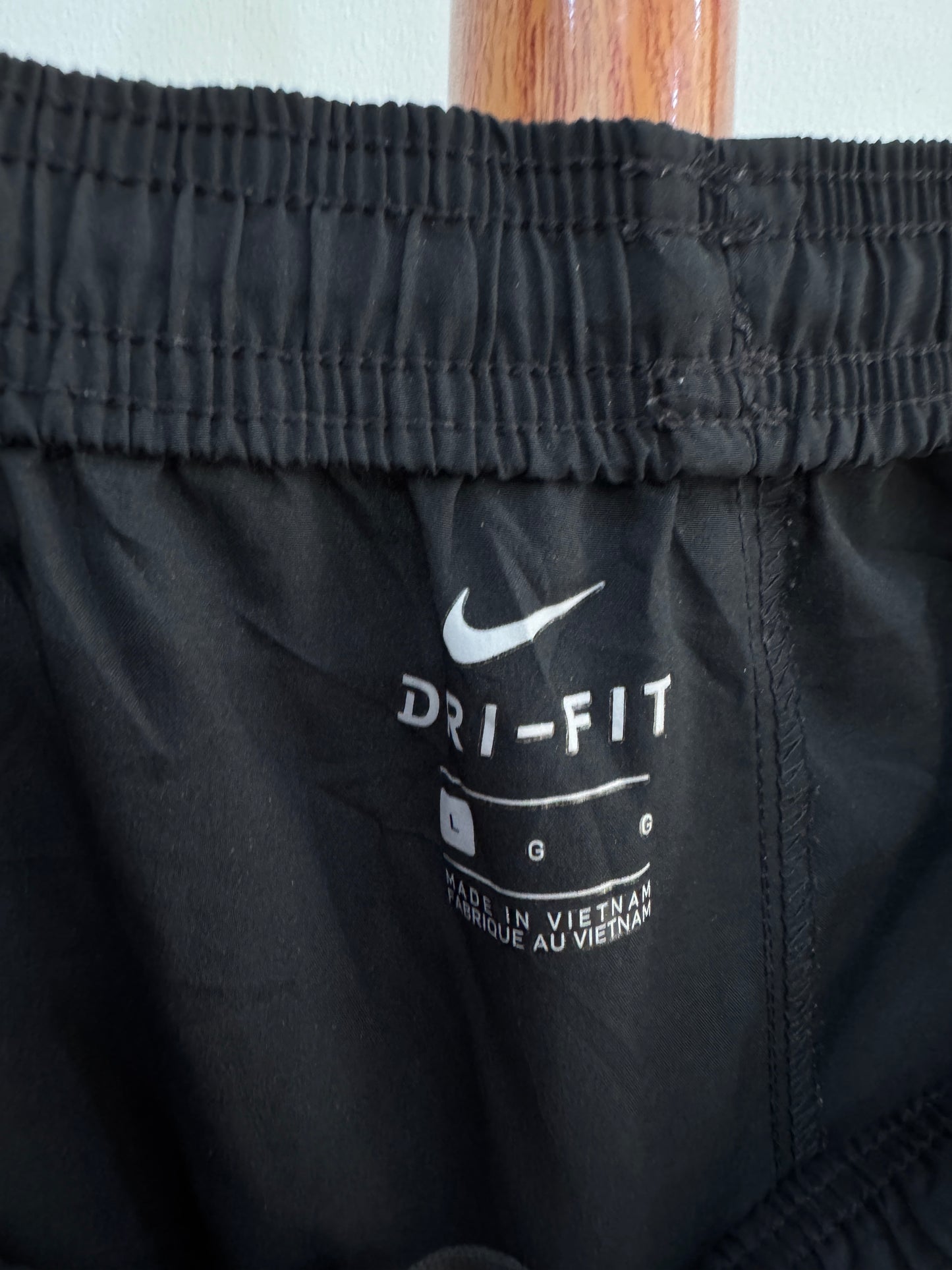 Authentic ‘Nike’ Big Logo Dri-Fit Trackpant