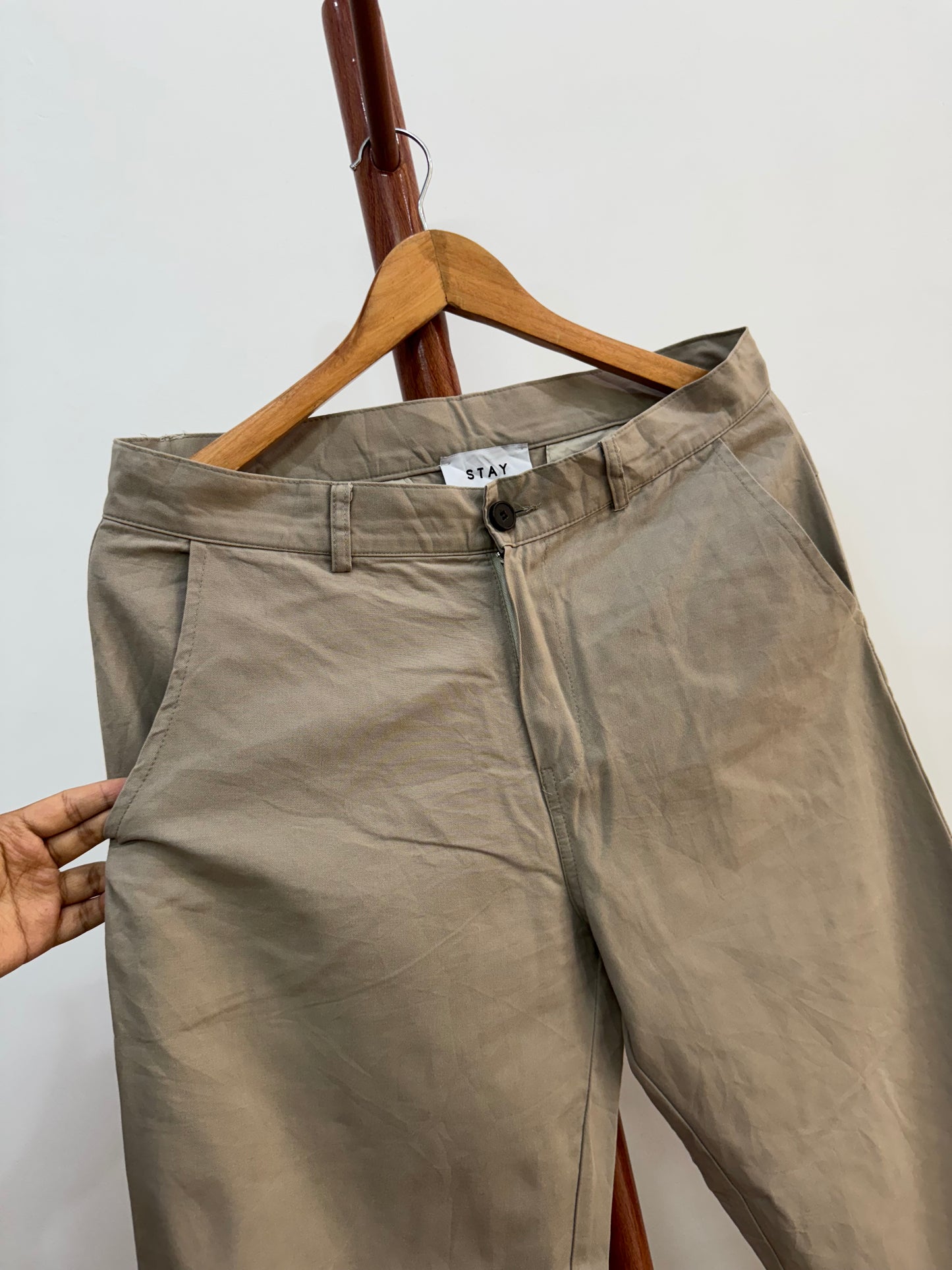 STAY’ Beige Straight Fit Cotton Trouser