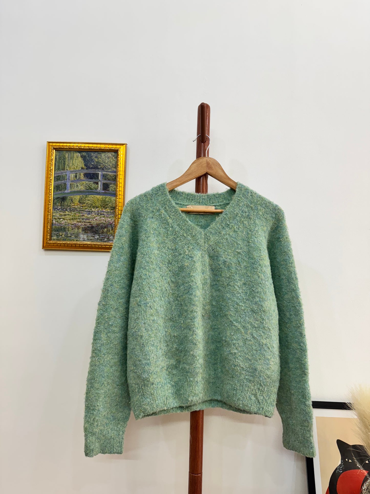 Green Artsy Fuzzy Soft Knitted Sweater