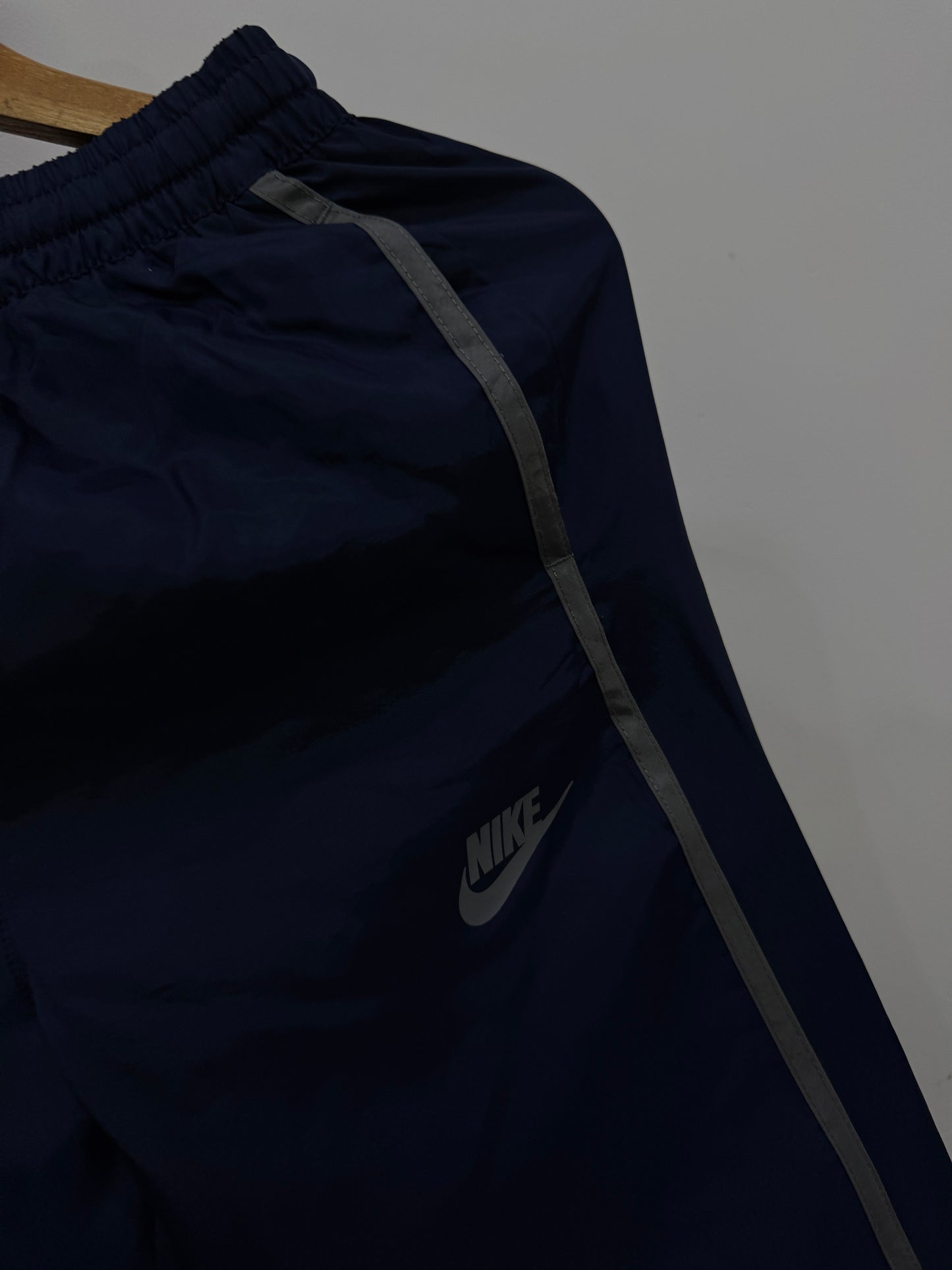 Nike windbreaker pant