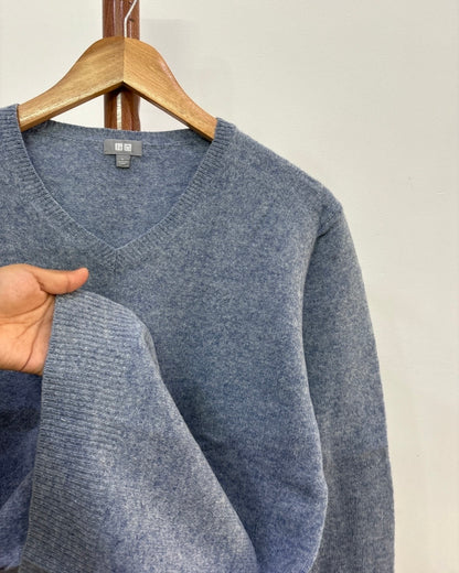 Soft Blue 'Uniqlo' Stripes Wollen Knitted Sweater