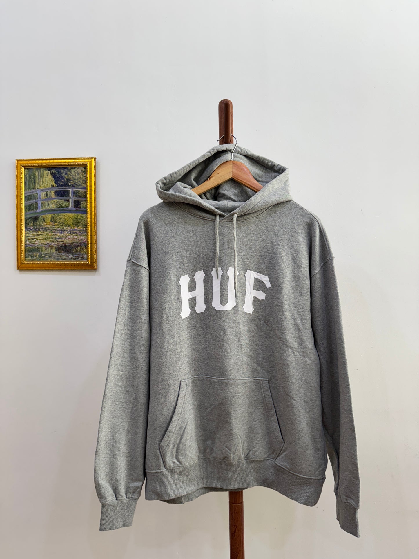 Grey HUF Hoodie 🌫️