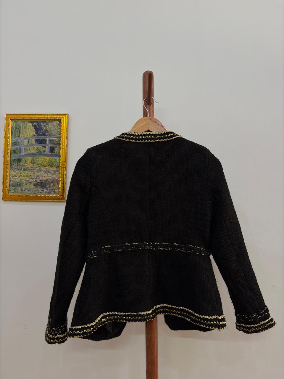 CHANEL tweed blazer