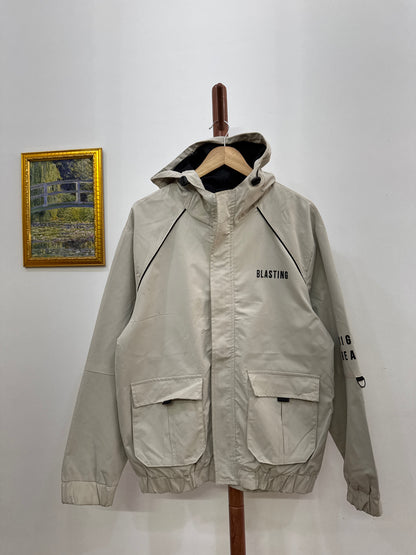 Blasting outdoor jacket