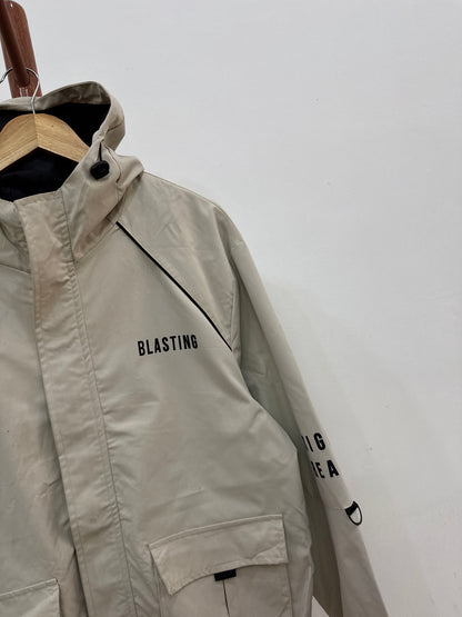 Blasting outdoor jacket
