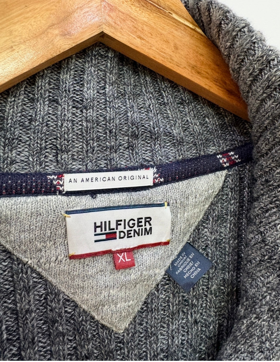 Old money essentials 
Textured Grey  Authentic 'Tommy Hilfiger'  Sweater 
 !