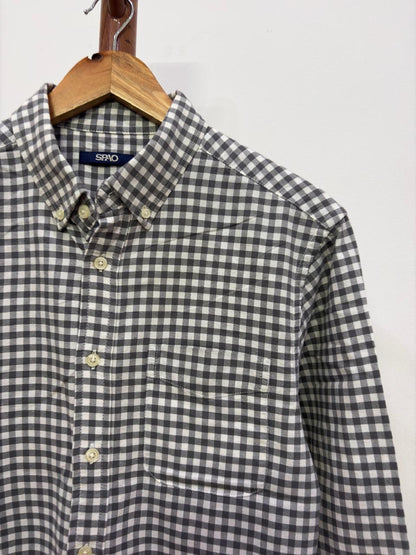 SPAO B/w Checkered Oxford Shirt 
Great for summer,love the fabric & Unisex