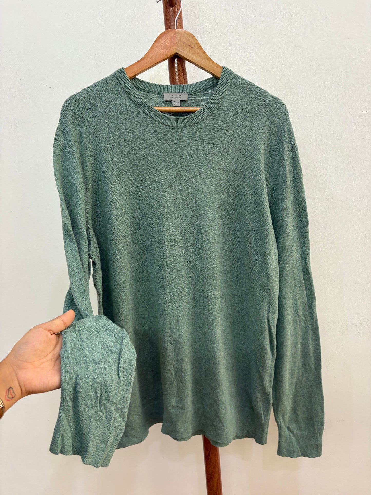 Classic 'COS' Seamless Knitwear 
58% Cotton 42% Yak hair