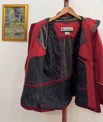 Gorpcore 🥷

Authentic 'Columbia' Omni-heat Thick Parkha Jacket