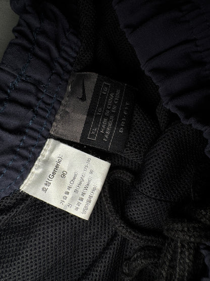 Vintage 00’s ‘Nike’ Swoosh Baggy Parachute Pant