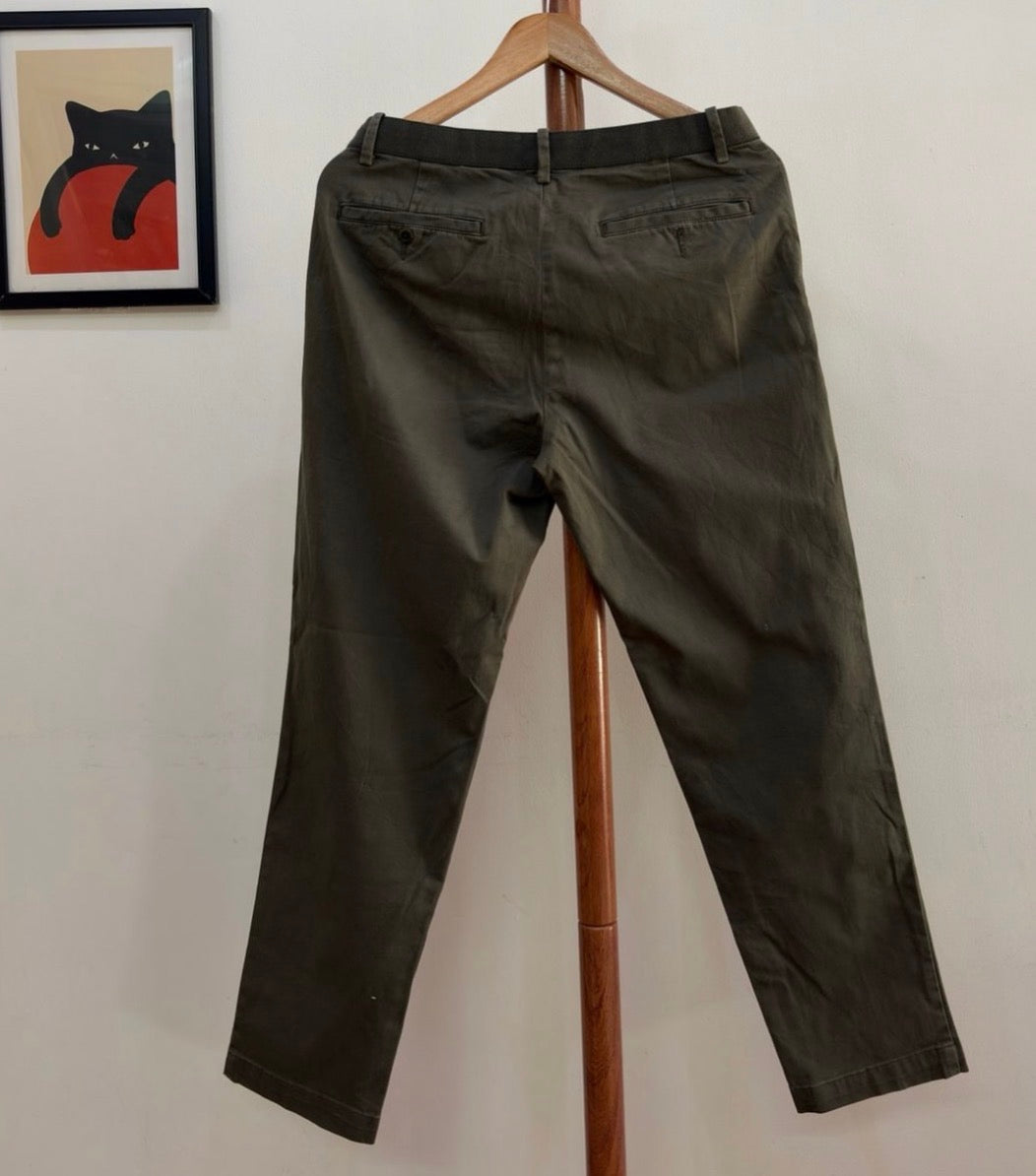 Green Uniqlo Summer cotton Trouser