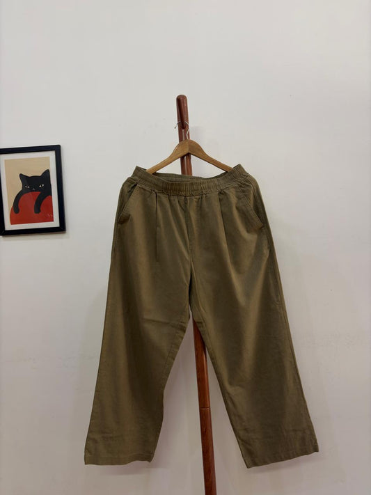 Green linen baggy trouser