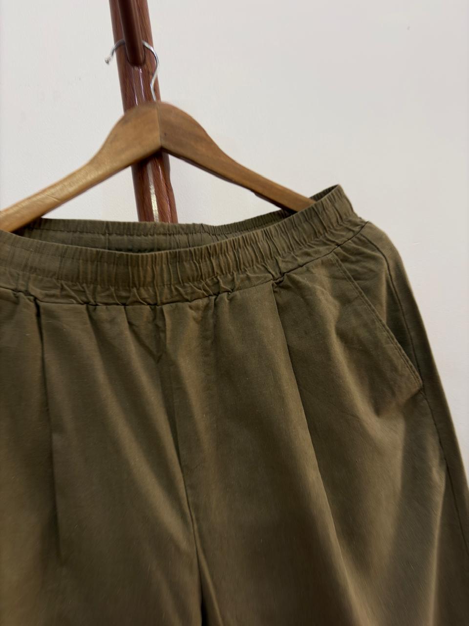 Green linen baggy trouser