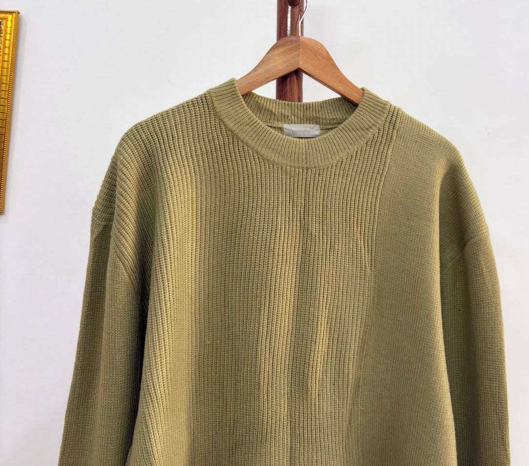 Favourite 🤩 
Green 'MindBridge' Ribbed Knitted Sweater