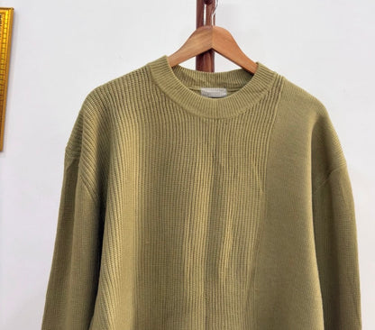 Favourite 🤩 
Green 'MindBridge' Ribbed Knitted Sweater