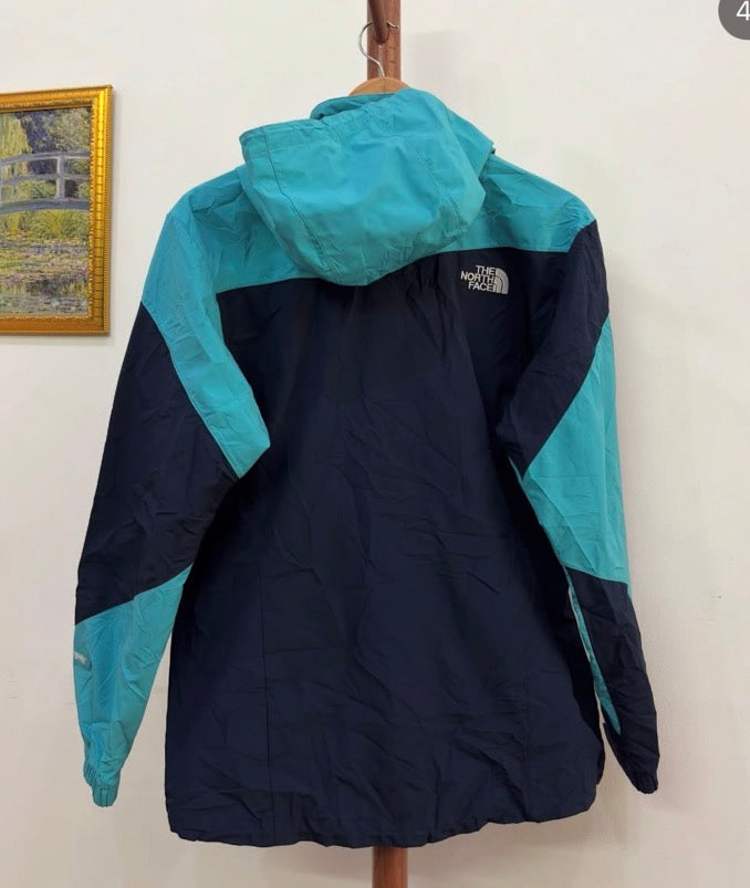 Our Bestseller 
'Thenorthface' Colorblock  Jacket