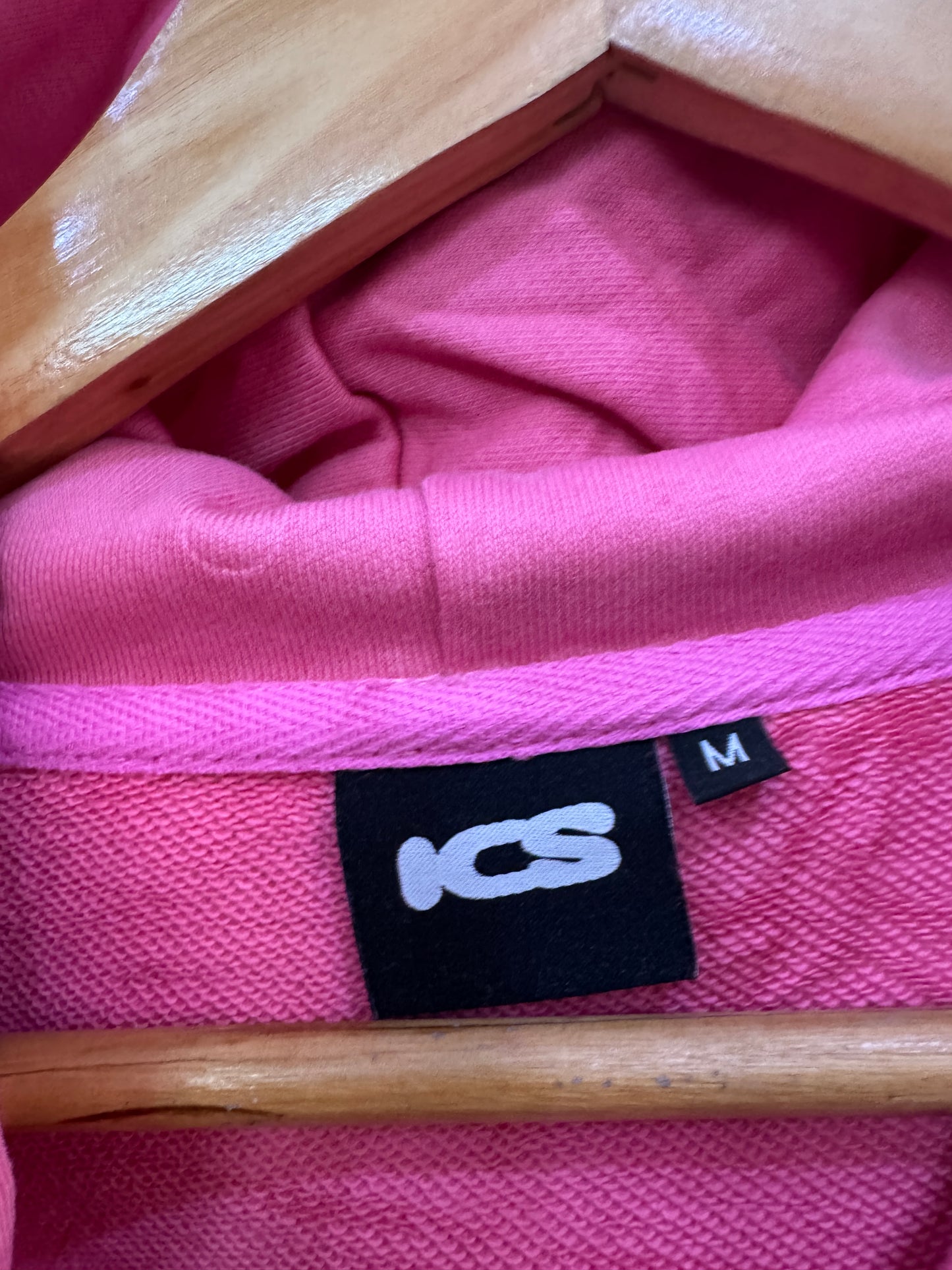 Icons Lab Hoodie – Heart Sprayed “Pino” 🎨