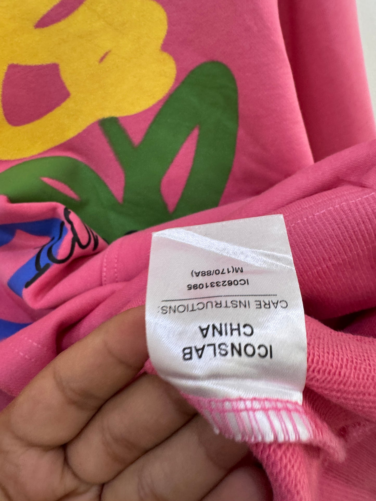 Icons Lab Hoodie – Heart Sprayed “Pino” 🎨