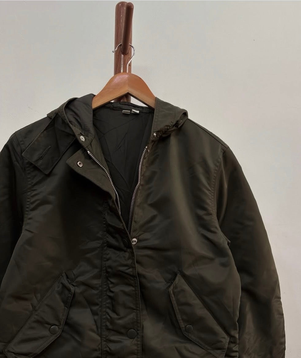 Olive Green Uniqlo UUU Parkha Jacket 
Preferably women's