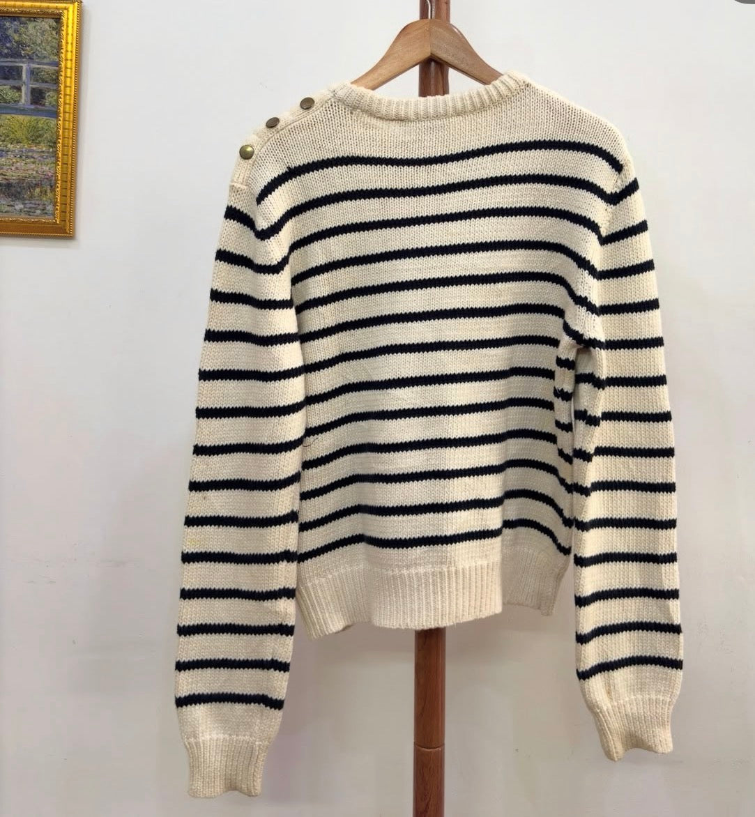 B/W Striped Zara Knitted Sweater 
Minimal & A must have