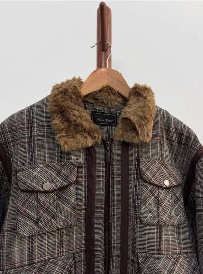 Vintage Plaid Fur Shearling Jacket 
Thick Quilted inner fabric with sherpa collar