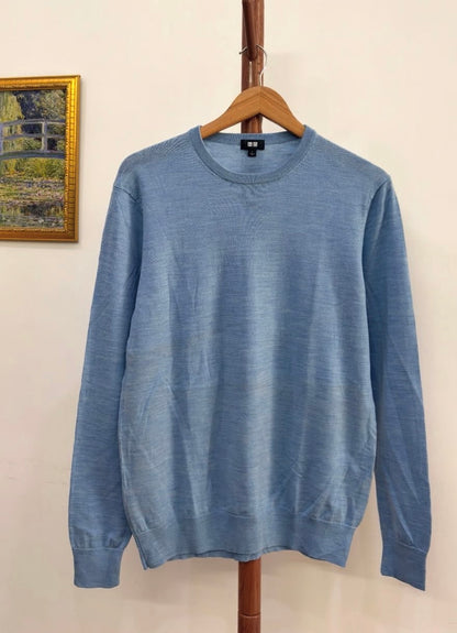 Soft 'Uniqlo Seamless Knitted Sweater