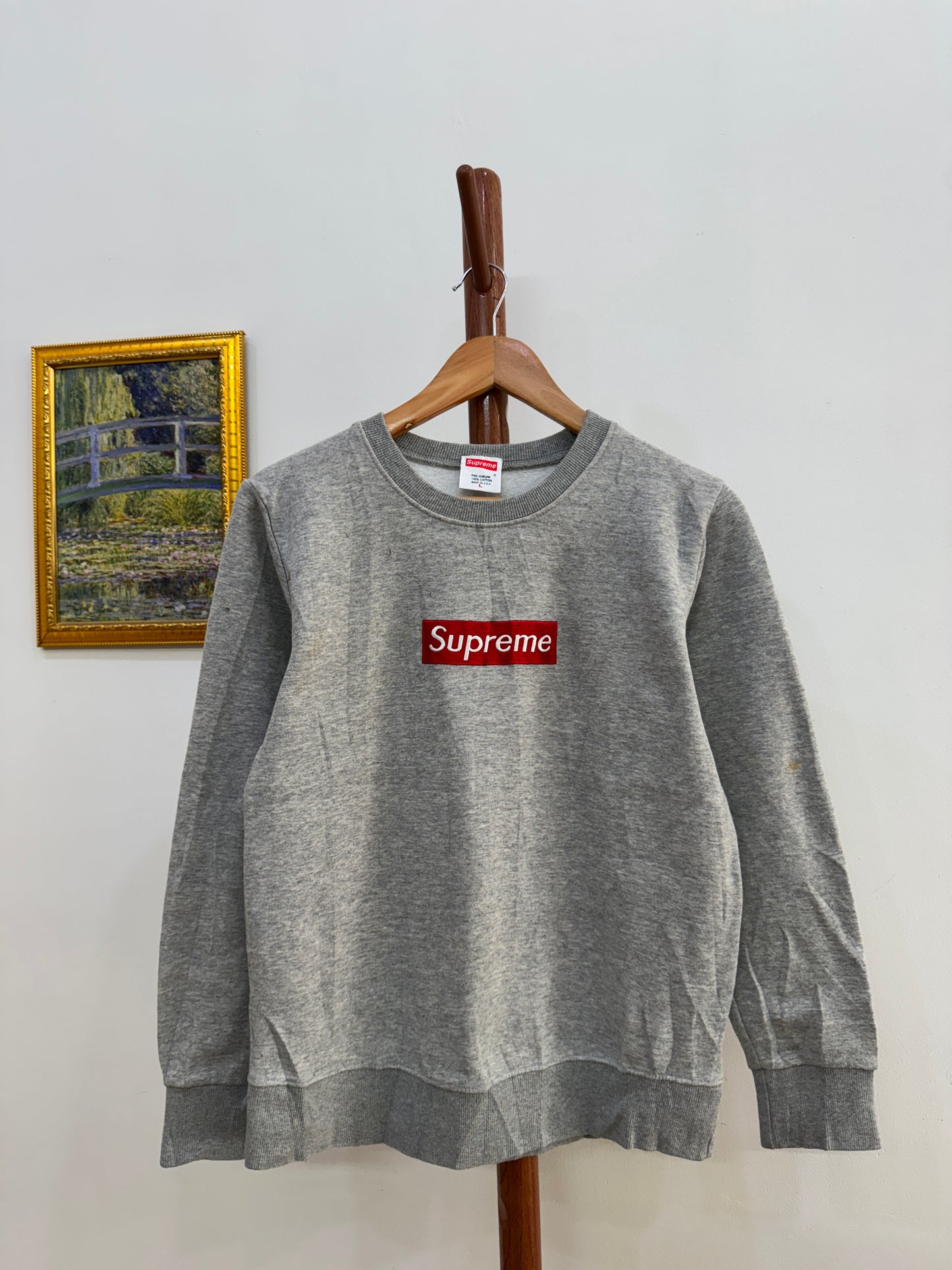 Supreme’ Grey Box Logo Crewneck