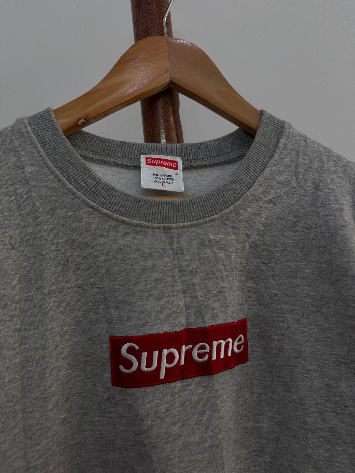 Supreme’ Grey Box Logo Crewneck