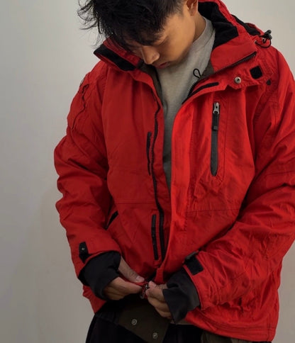 Fav! Techwear 🥷
Red  Techwear Outdoor  jacket