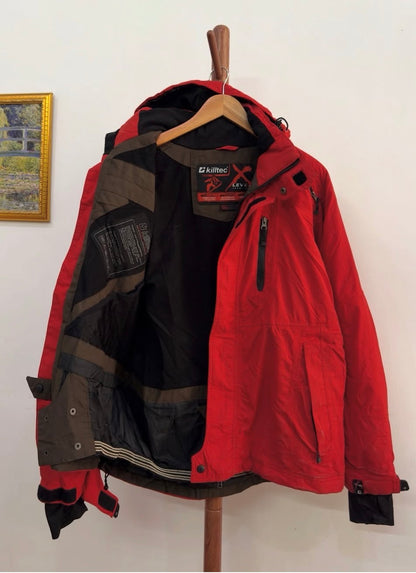 Fav! Techwear 🥷
Red  Techwear Outdoor  jacket