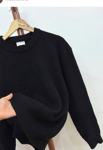 'HEAT' Ribbed Box Knit Sweater in Black