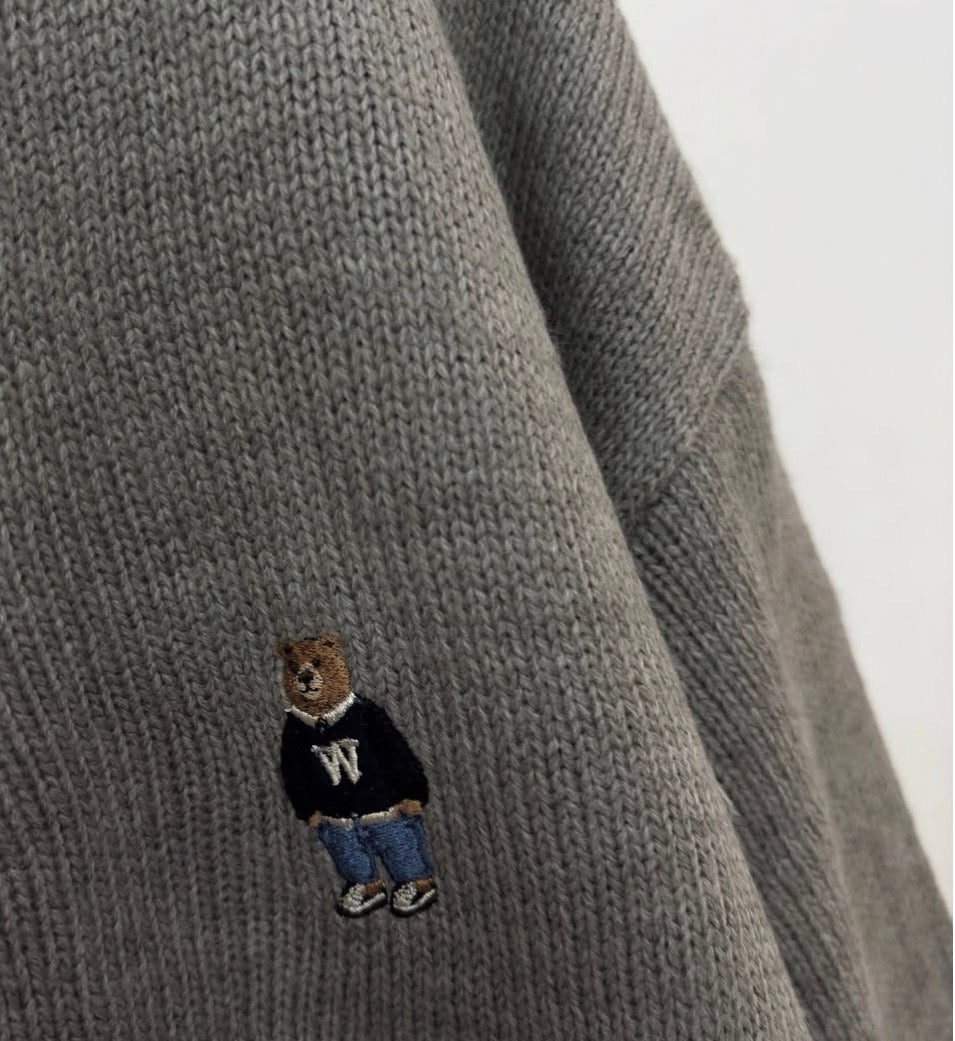 'Wha.ou' Teddy Cardigan in grey 
'